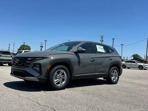 Hampton Gray 2026 Hyundai TUCSON SE
