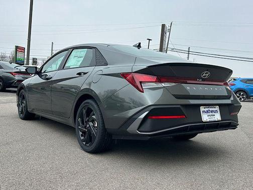 Amazon Gray 2026 Hyundai ELANTRA Sport