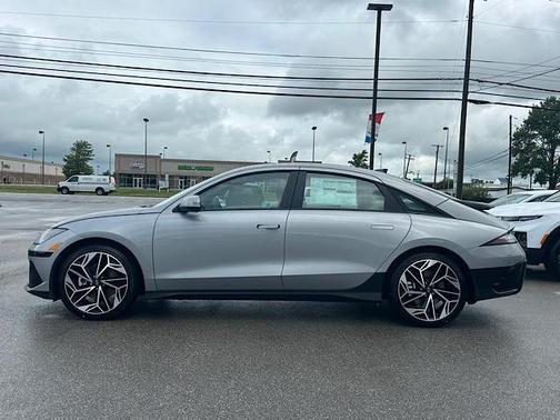 2024 Hyundai IONIQ 6 SEL