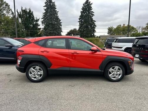 2026 Hyundai KONA SE