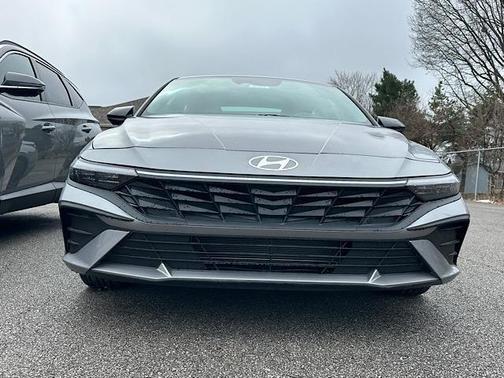 Fluid Metal 2026 Hyundai ELANTRA Sport