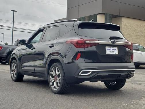 2021 Kia Seltos S