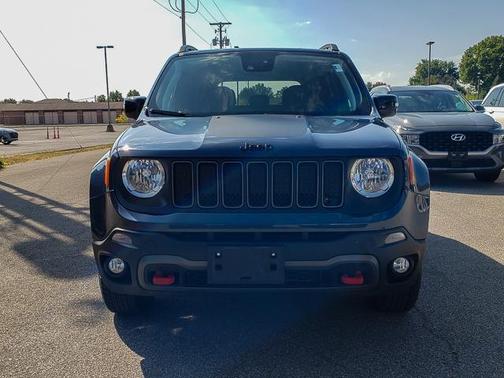 2023 Jeep Renegade Trailhawk