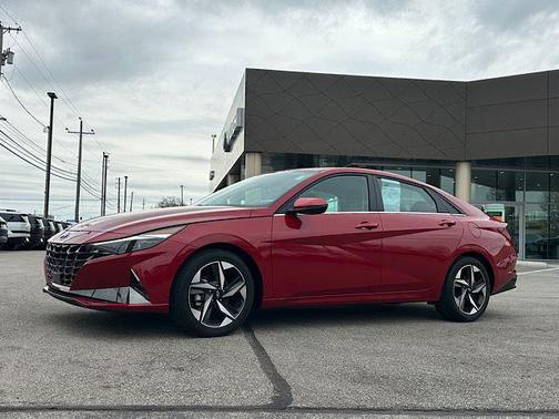 2023 Hyundai ELANTRA Limited