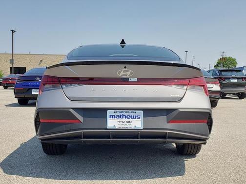 2025 Hyundai ELANTRA HEV SEL Sport
