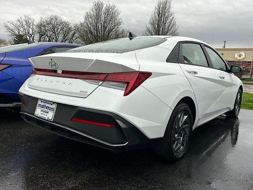 2025 Hyundai ELANTRA HEV Blue