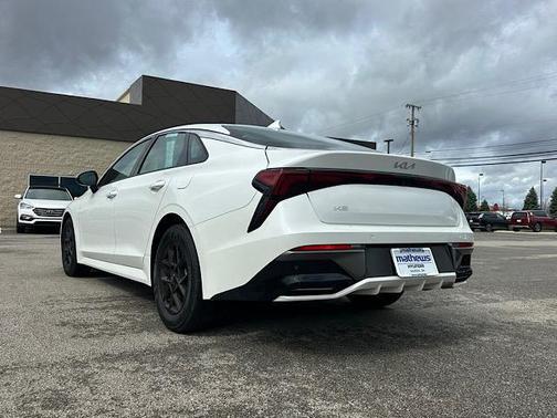 2025 Kia K5 LXS