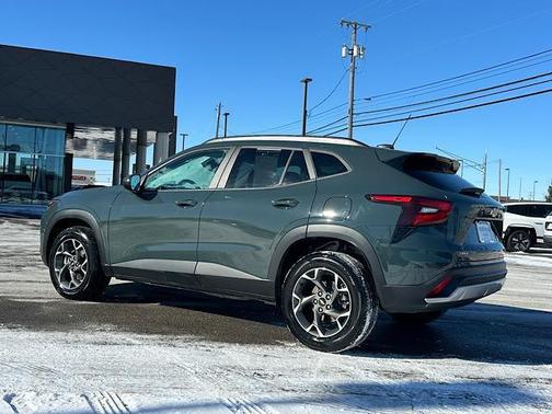 2025 Chevrolet Trax LT