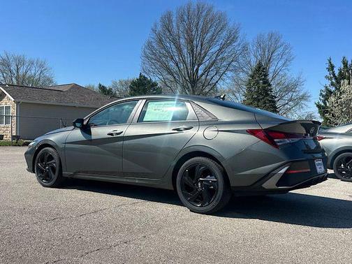 Amazon Gray 2026 Hyundai ELANTRA Sport