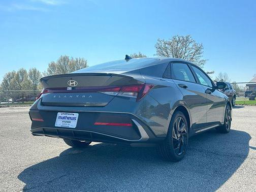 Amazon Gray 2026 Hyundai ELANTRA Sport