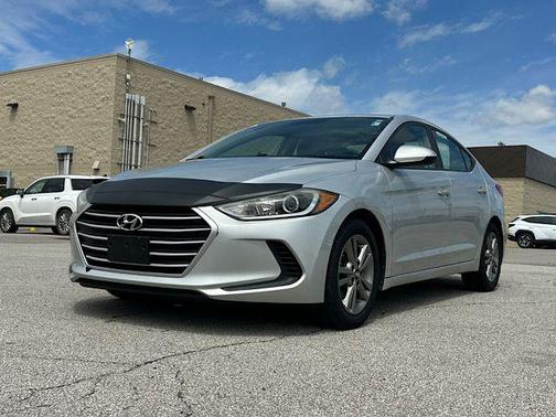 Symphony Silver 2017 Hyundai ELANTRA SE