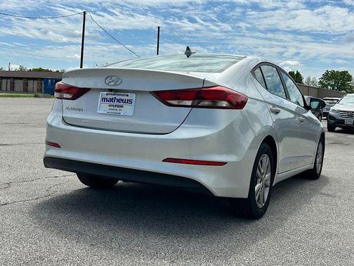 Symphony Silver 2017 Hyundai ELANTRA SE