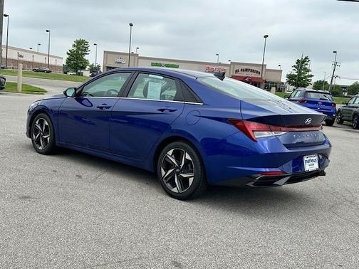 2021 Hyundai ELANTRA Limited