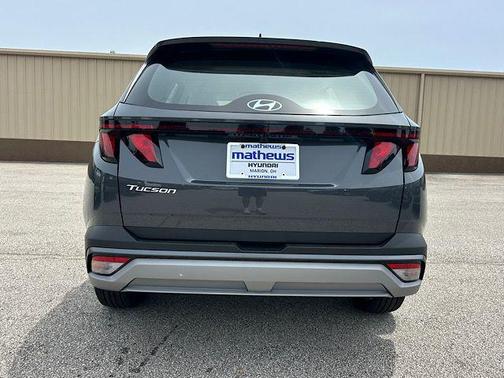 Ecotronic Gray 2026 Hyundai TUCSON SE