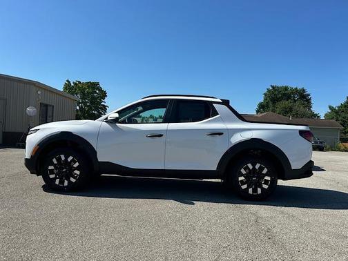 Atlas White 2026 Hyundai SANTA CRUZ SEL