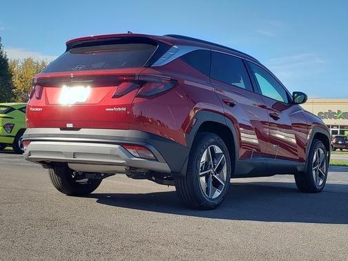 2026 Hyundai TUCSON Hybrid SEL