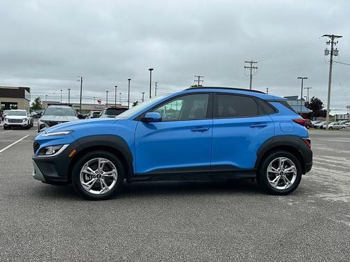 2022 Hyundai KONA SEL