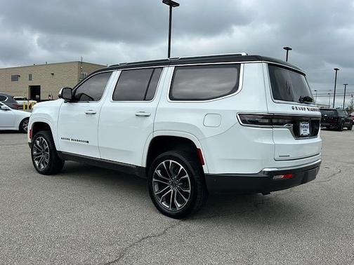 2022 Jeep Grand Wagoneer Series III