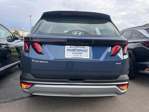 2026 Hyundai TUCSON SE