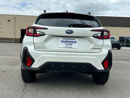 Crystal White Pearl 2024 Subaru Crosstrek Premium