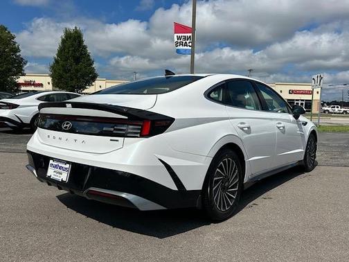 2024 Hyundai SONATA Hybrid SEL