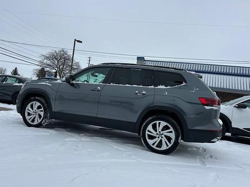 2023 Volkswagen Atlas 2.0T SE w/Technology