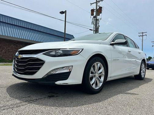 Summit White 2023 Chevrolet Malibu LT
