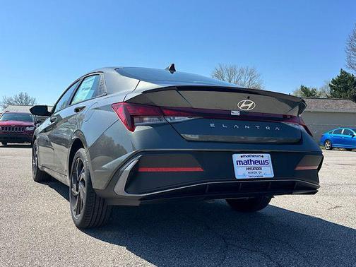 Amazon Gray 2026 Hyundai ELANTRA Sport