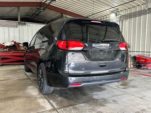 2020 Chrysler Pacifica L