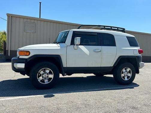 2010 Toyota FJ Cruiser Base (A5)
