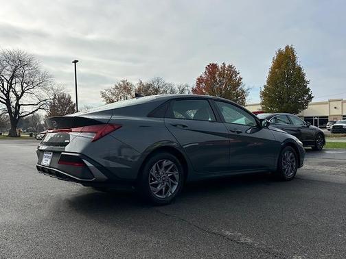 2026 Hyundai ELANTRA HEV Blue