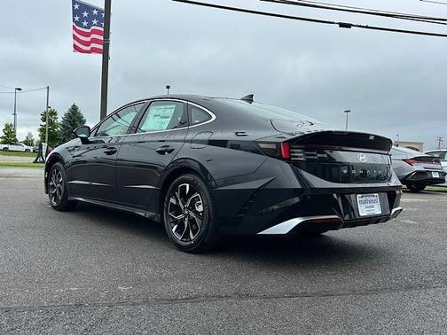 2025 Hyundai SONATA SEL