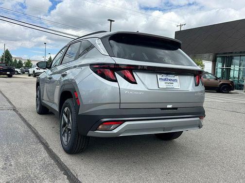 Shimmering Silver 2026 Hyundai TUCSON Hybrid SEL
