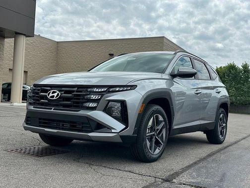 Shimmering Silver 2026 Hyundai TUCSON Hybrid SEL