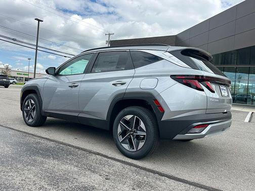 Shimmering Silver 2026 Hyundai TUCSON Hybrid SEL