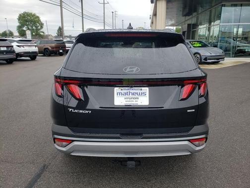 2026 Hyundai TUCSON SEL
