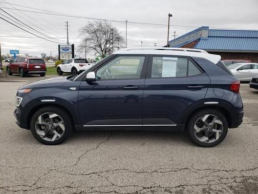 2022 Hyundai VENUE Limited