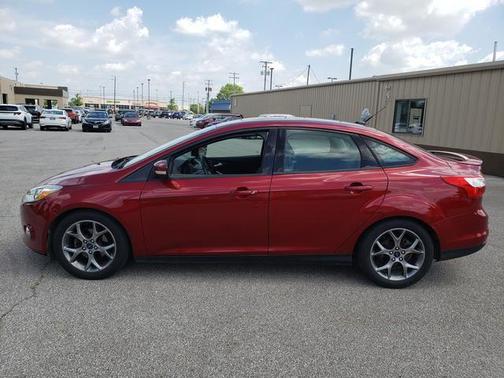 Ruby Red 2014 Ford Focus SE