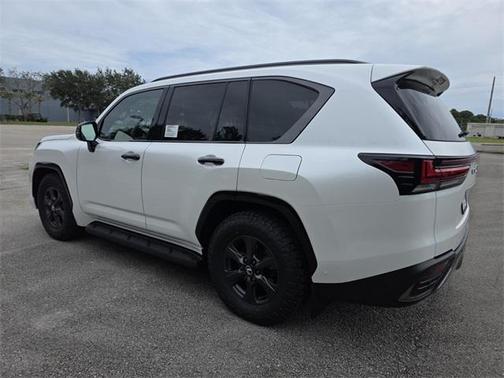 2025 Lexus LX 700h 700h Overtrail