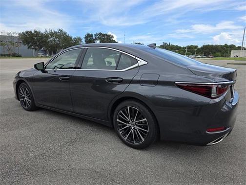2025 Lexus ES 350 Base