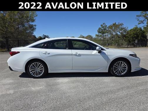 2022 Toyota Avalon Limited