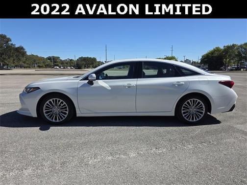 2022 Toyota Avalon Limited