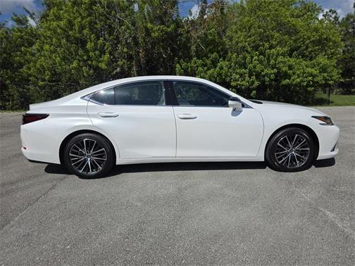 2025 Lexus ES 350 Base