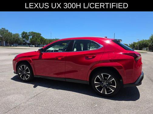 Redline 2025 Lexus UX 300h Premium
