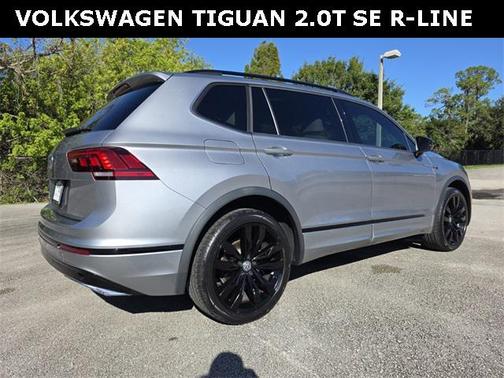 2020 Volkswagen Tiguan 2.0T SE R-Line Black