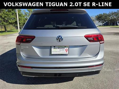 2020 Volkswagen Tiguan 2.0T SE R-Line Black