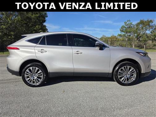 2024 Toyota Venza Limited