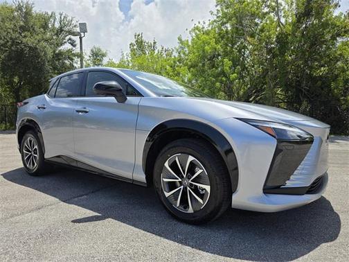 2025 Lexus RZ 300e 300e Premium