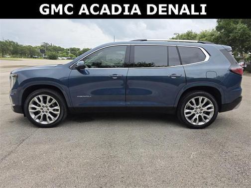 2024 GMC Acadia Denali