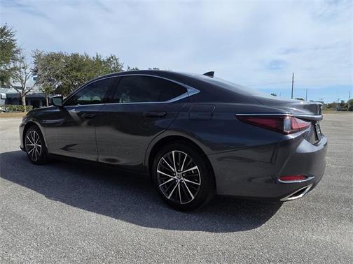 2025 Lexus ES 350 Premium